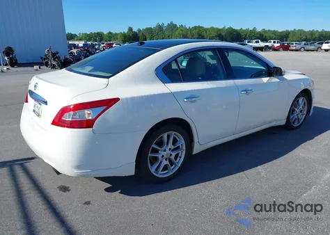 2010 Nissan Maxima S z USA, uszkodzony, nr VIN 1N4AA5AP0AC869343